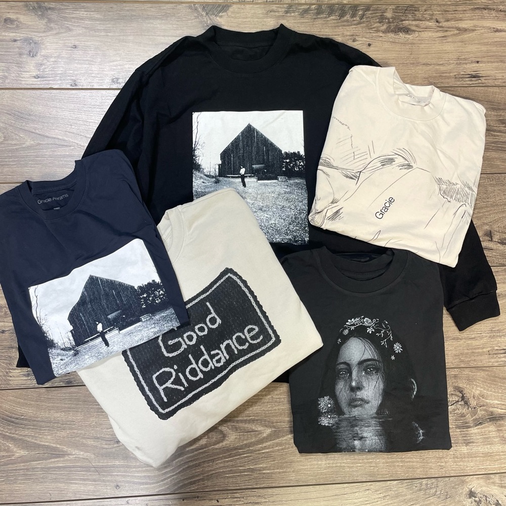 Gracie Abrams "Official Merch" Lot (5) Items Size Large
